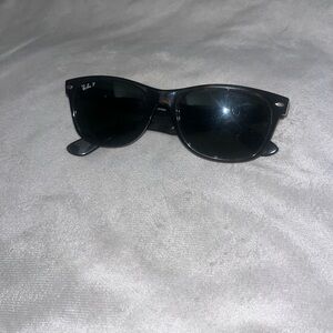 Ray-Ban New Wayfarer RB 21232 Sunglasses
